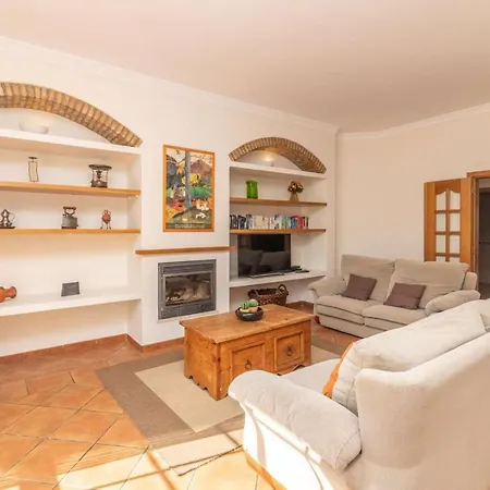 Quinta Monte Dos Avos Bv Guia