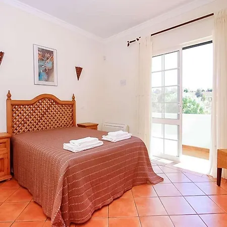 Quinta Monte Dos Avos Bv Вилла